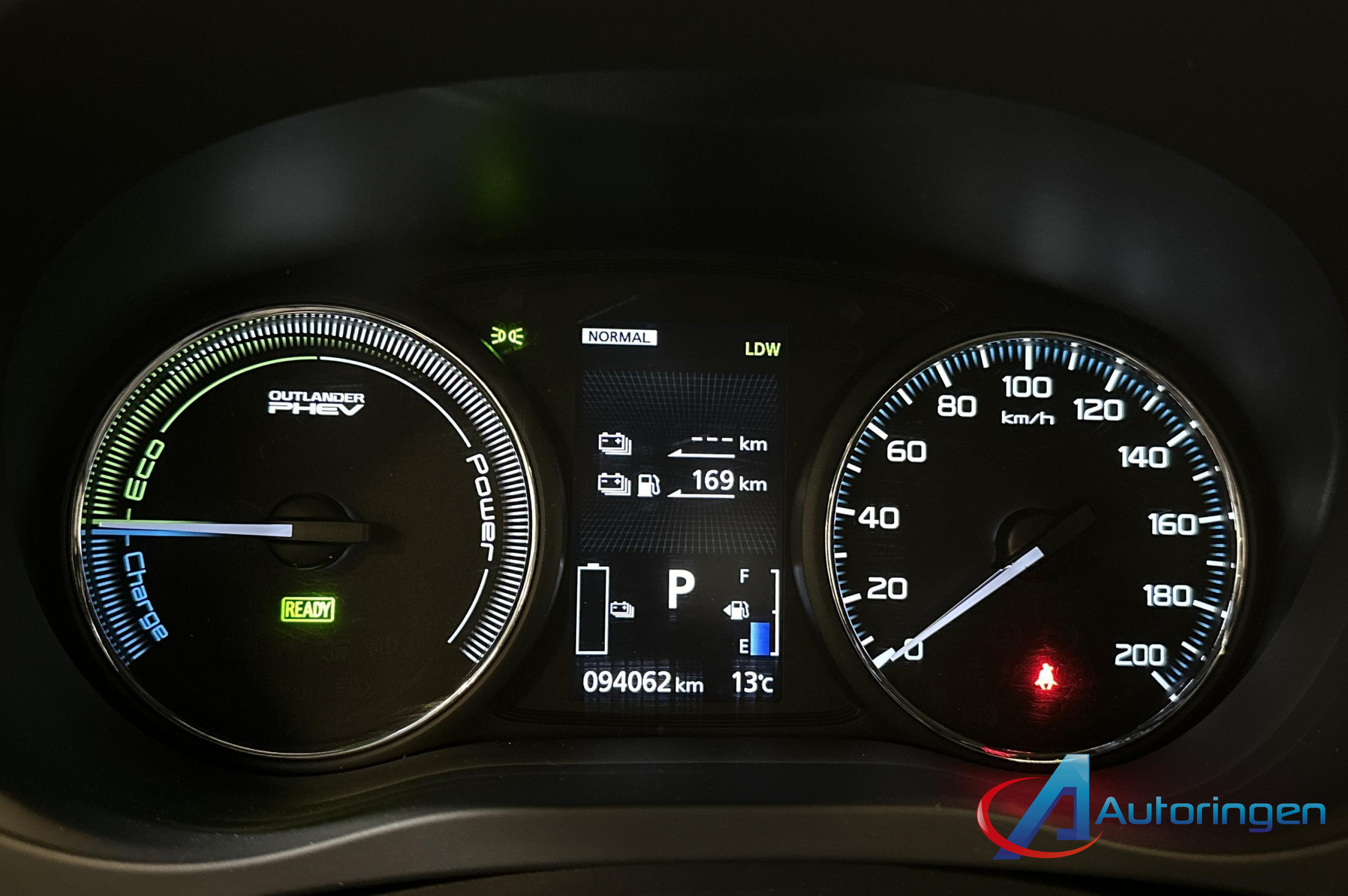 Mitsubishi OUTLANDER 2017, бензин — фото 7 з 20