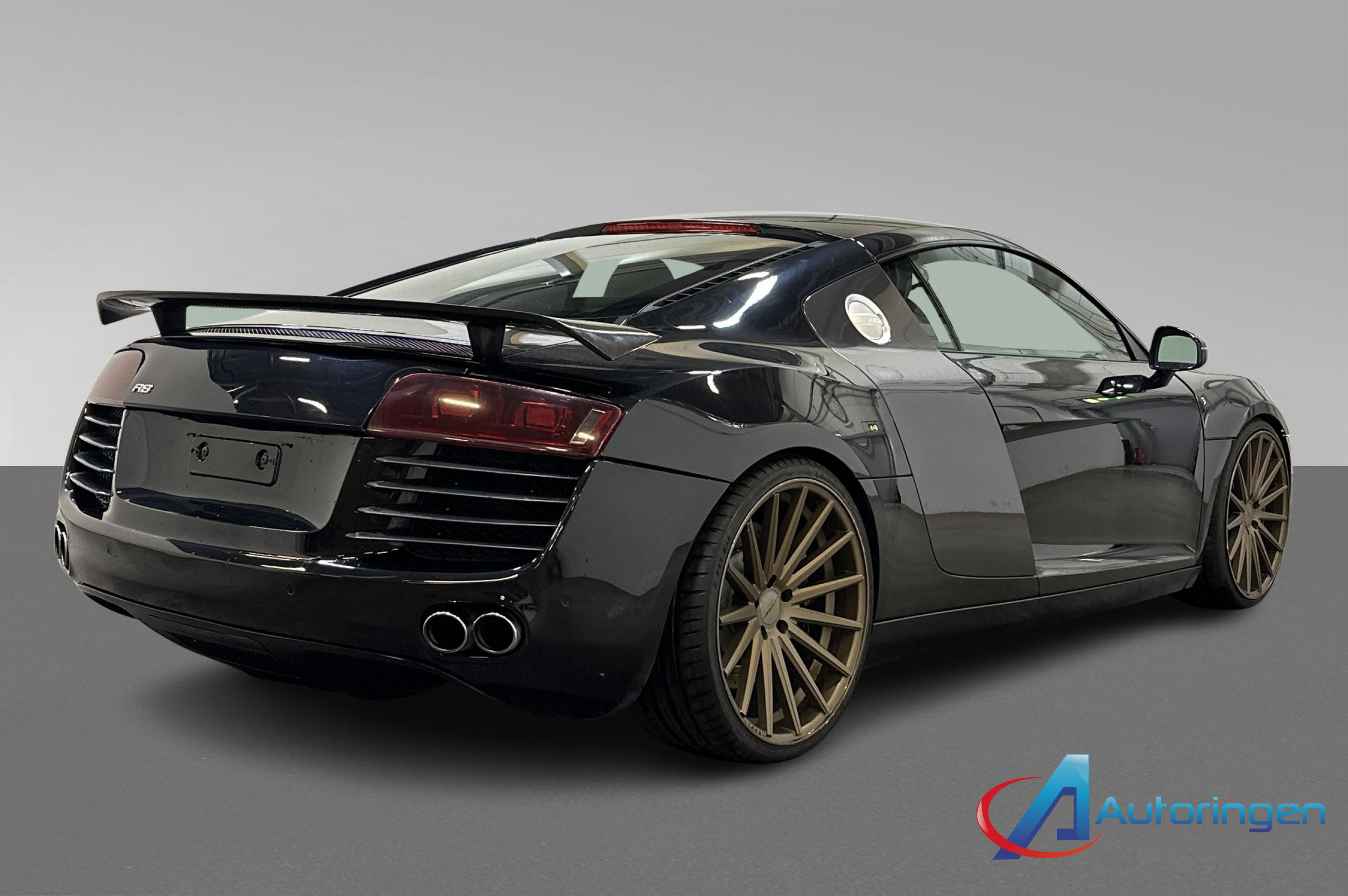 Audi R8 2009, petrol — photo 6 of 15
