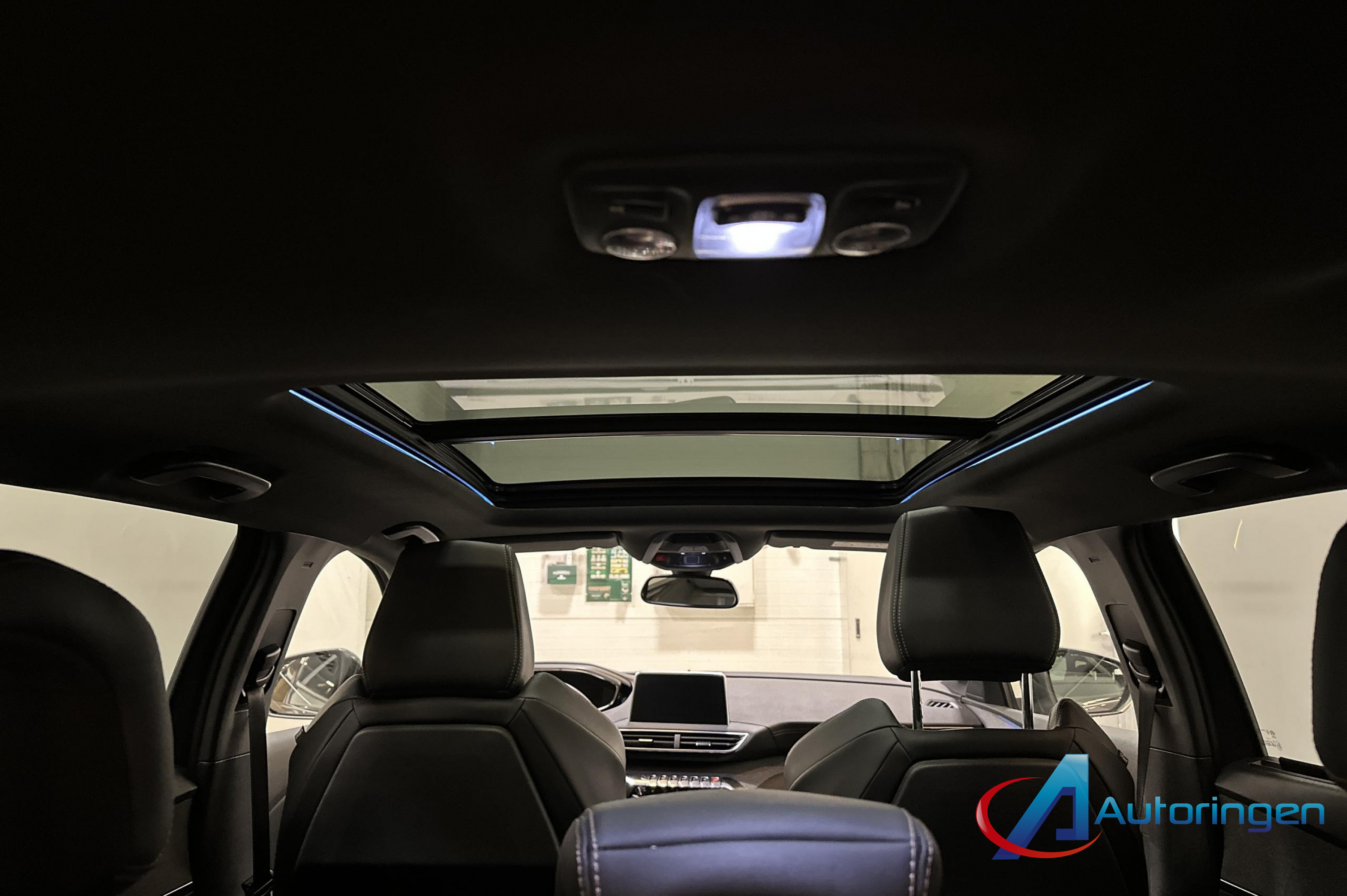 Peugeot 5008 2019, бензин — фото 13 из 17