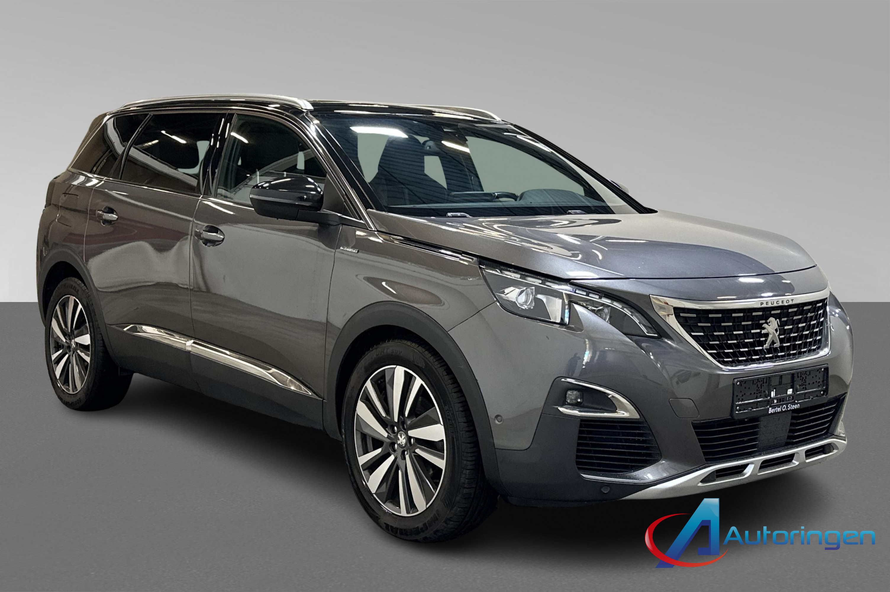 Peugeot 5008 2019, бензин