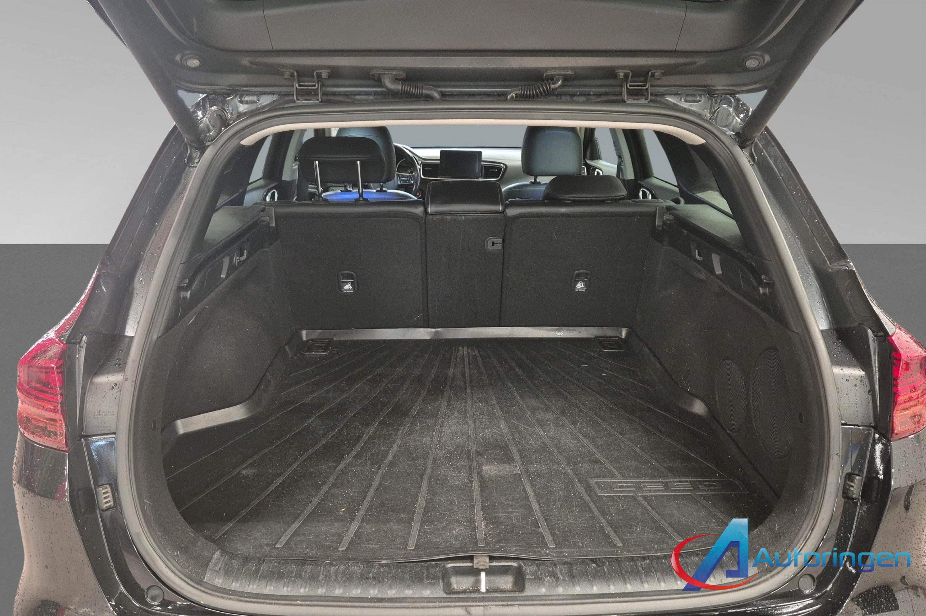 Kia CEED 2018, petrol — photo 12 of 19