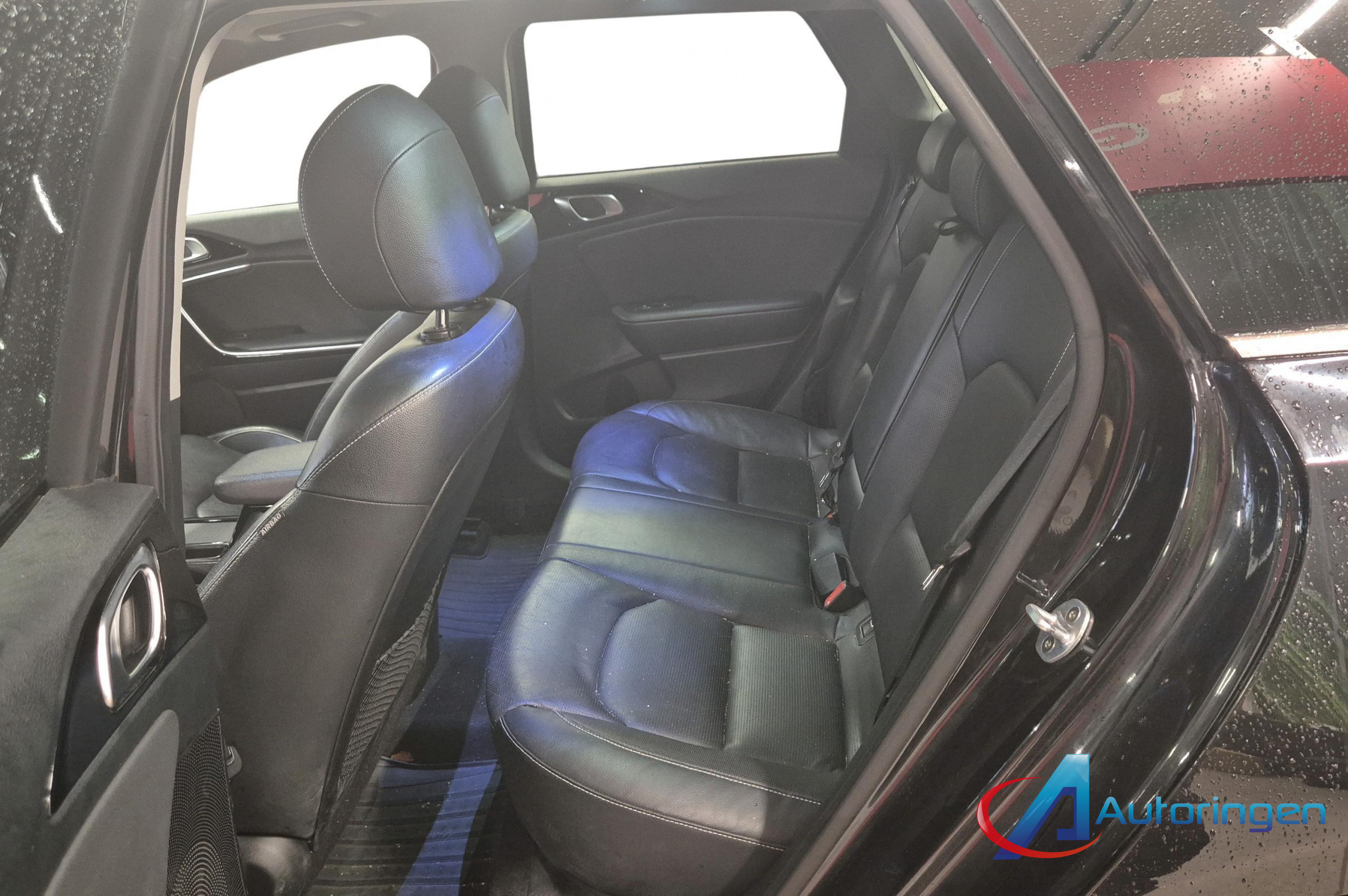 Kia CEED 2018, petrol — photo 10 of 19