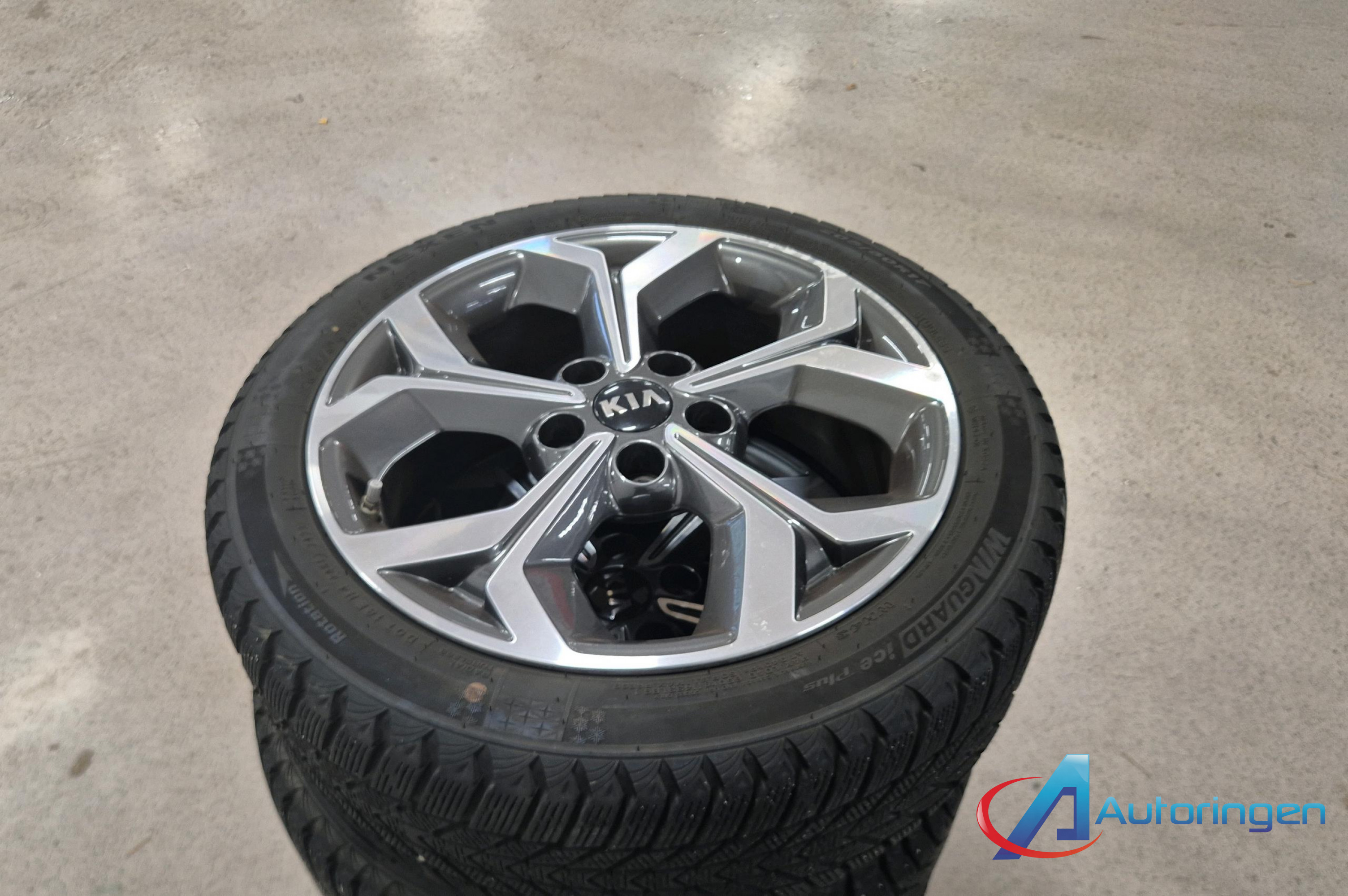 Kia CEED 2018, petrol — photo 13 of 19