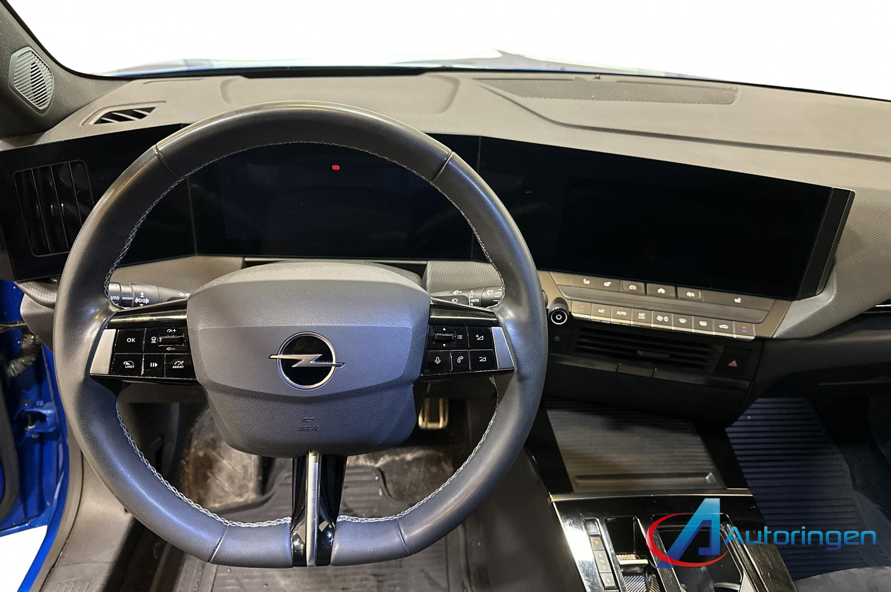Opel ASTRA SPORTS TOURER 2024, electric — photo 8 of 14
