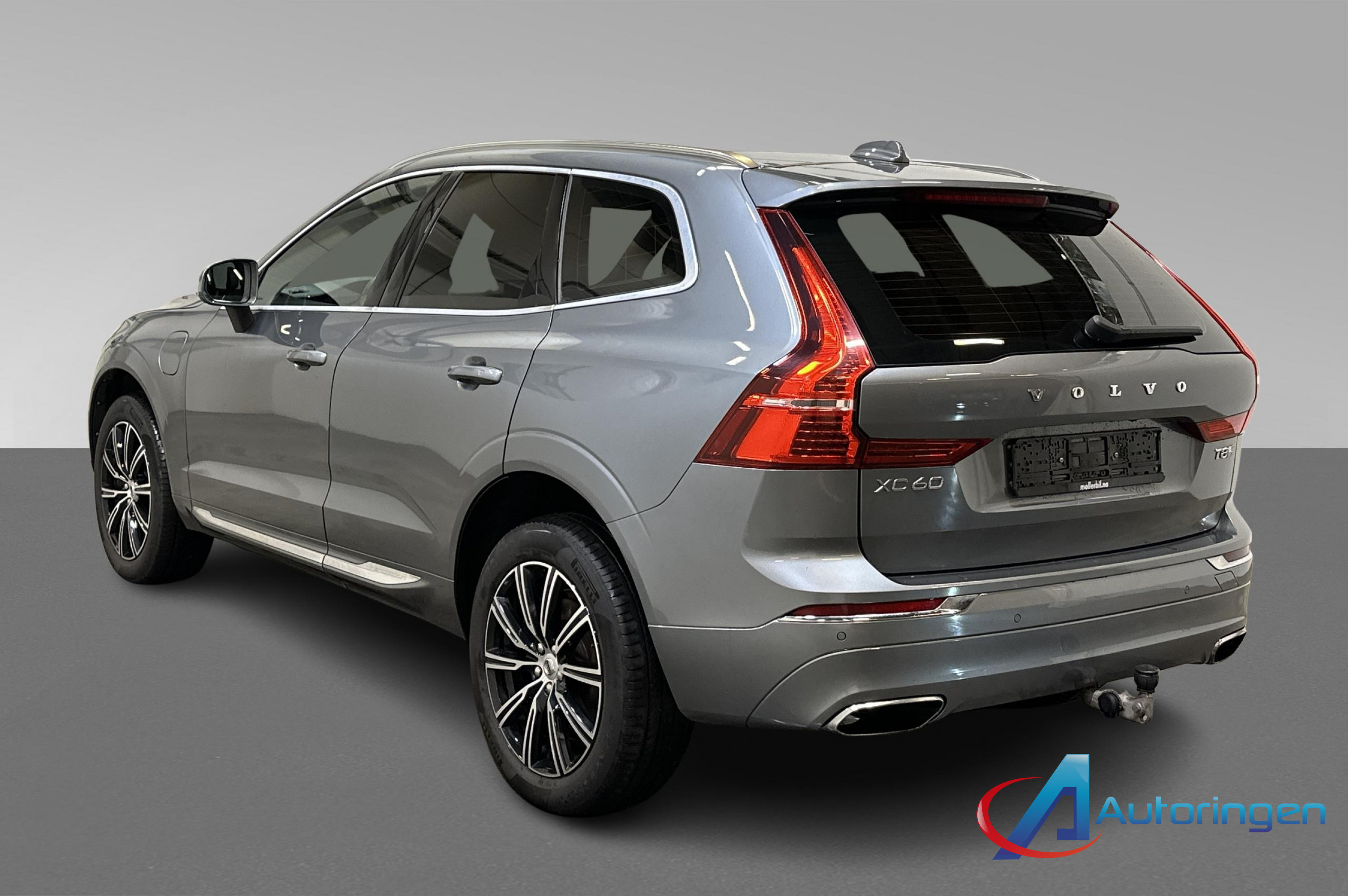 Volvo XC60 2018, бензин — фото 4 из 18