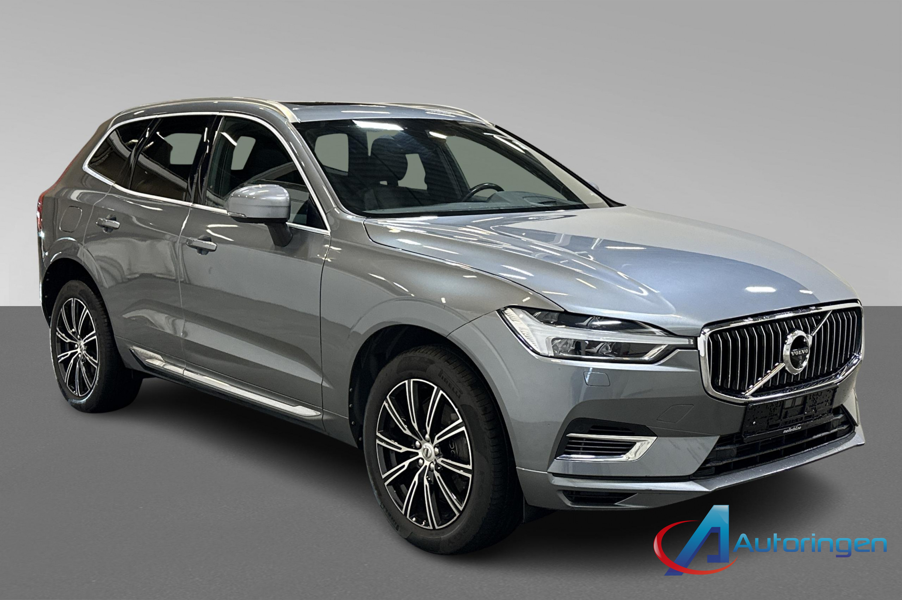 Volvo XC60 2018, бензин