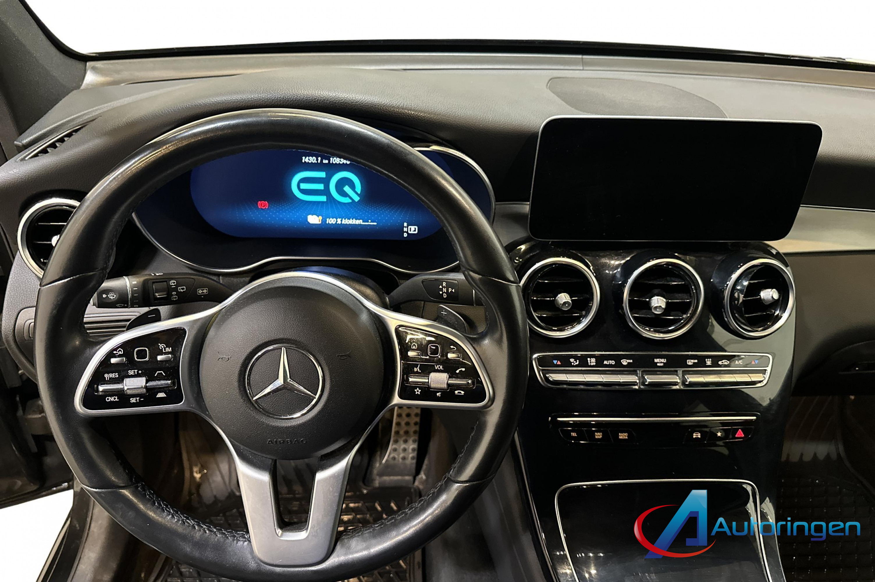 Mercedes-Benz GLC 2022, бензин — фото 8 из 20