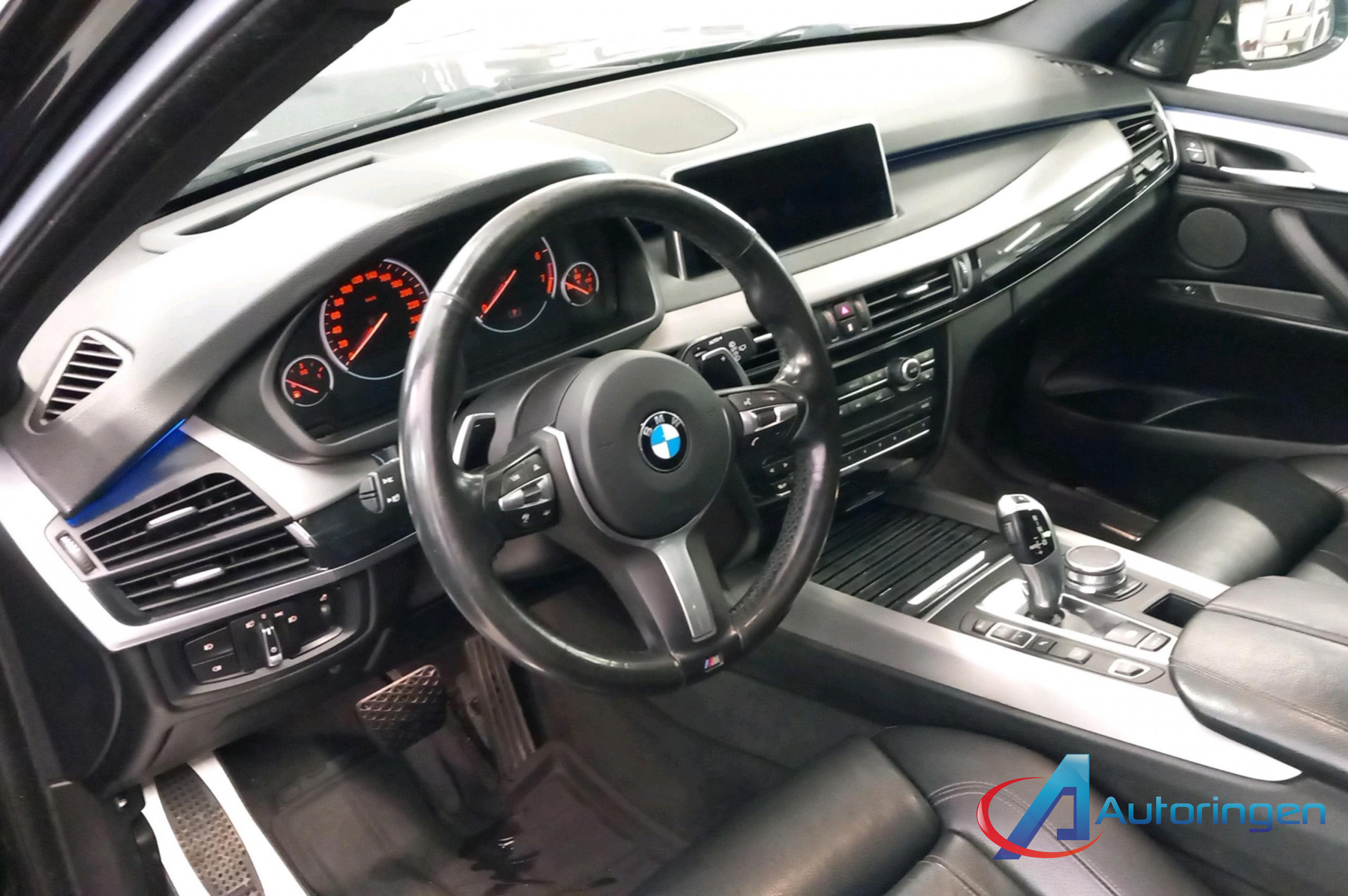 BMW X5 2018, бензин — фото 11 из 19