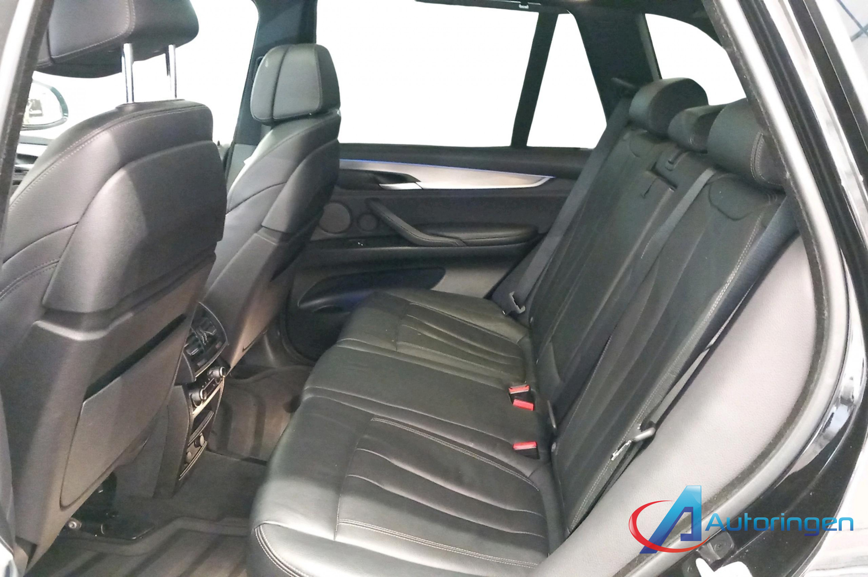 BMW X5 2018, бензин — фото 10 из 19