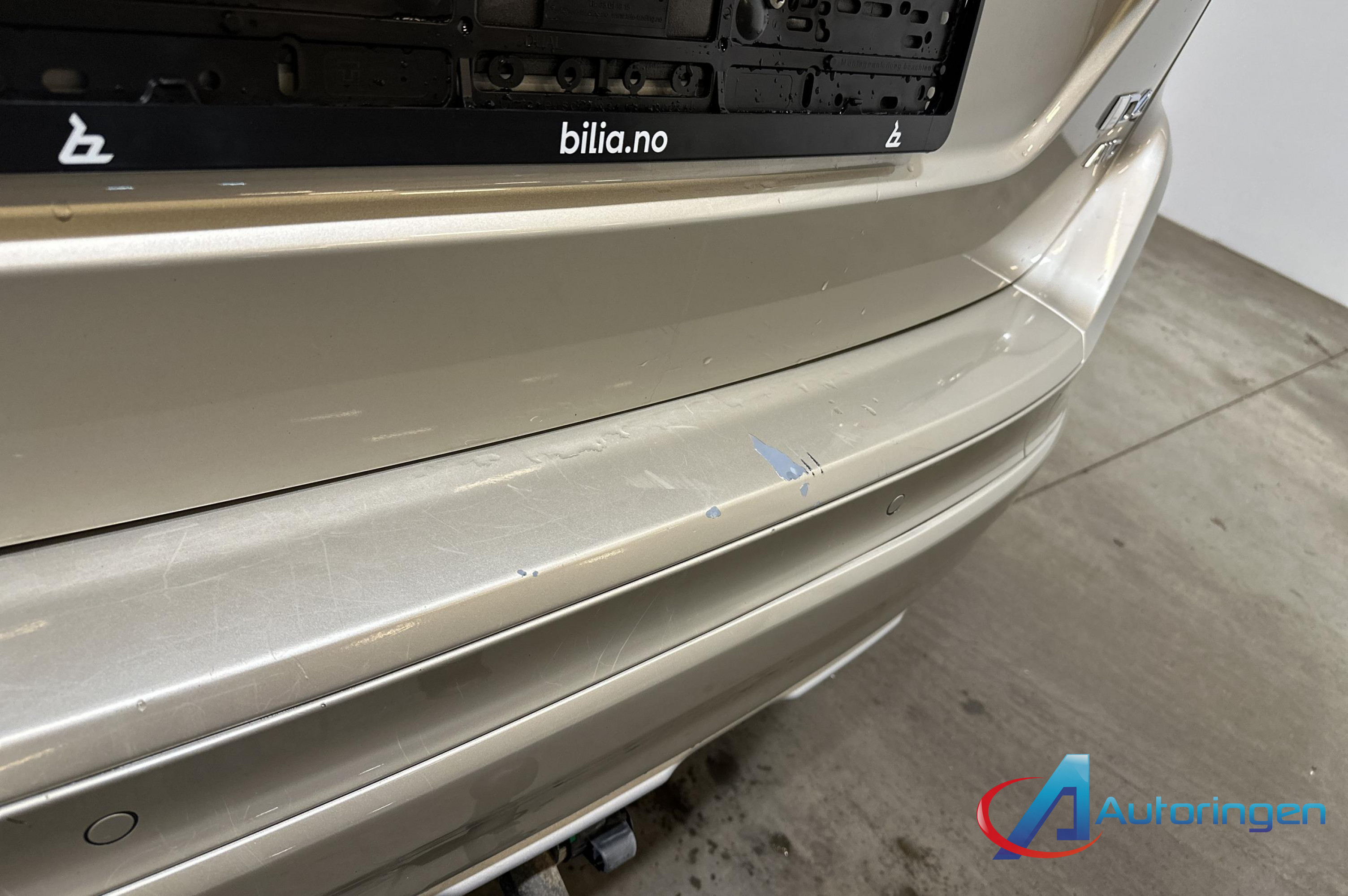 Volvo XC60 2017, дизель — фото 13 из 17