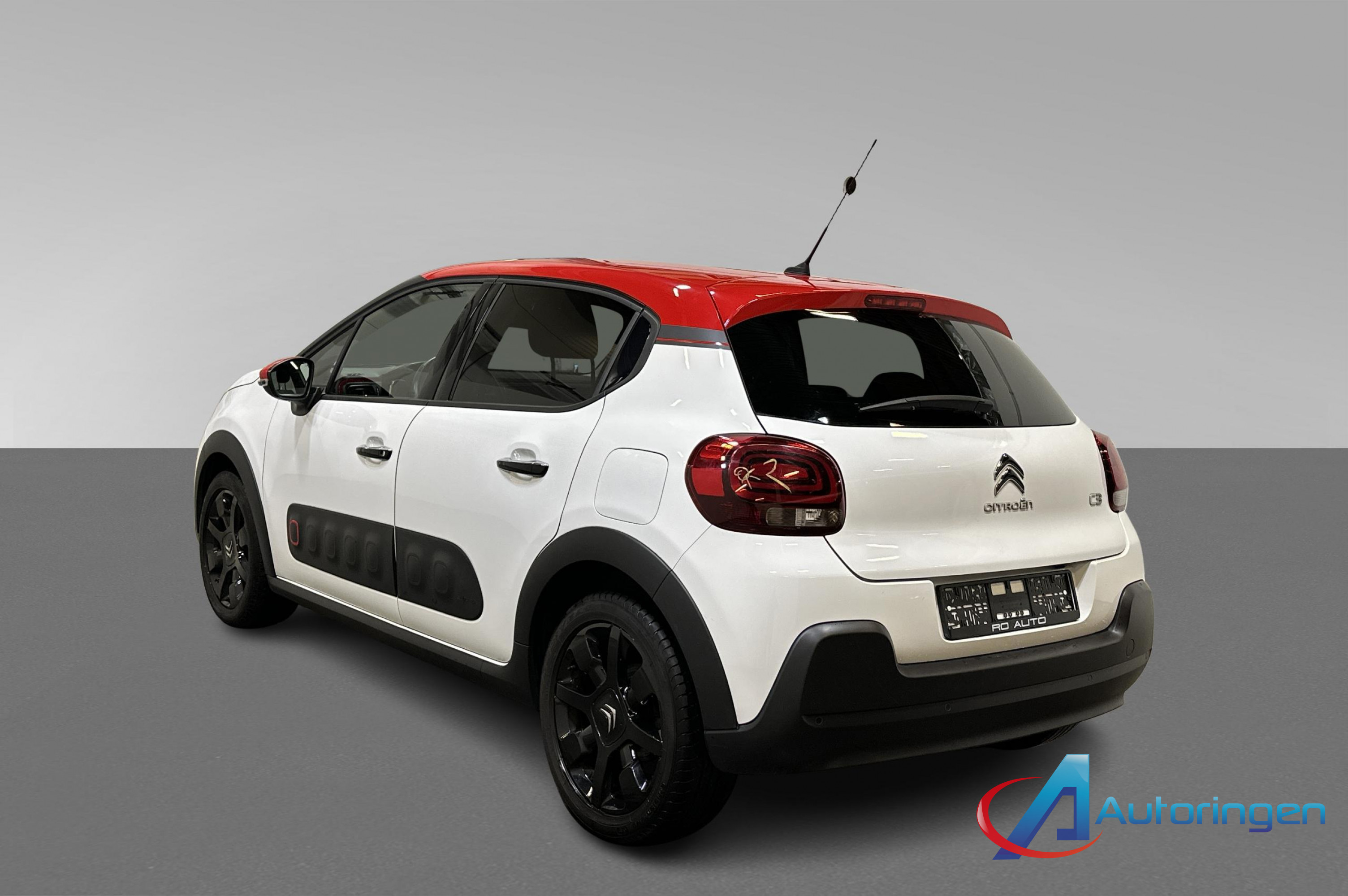 Citroën C3 2017, бензин — фото 4 из 15