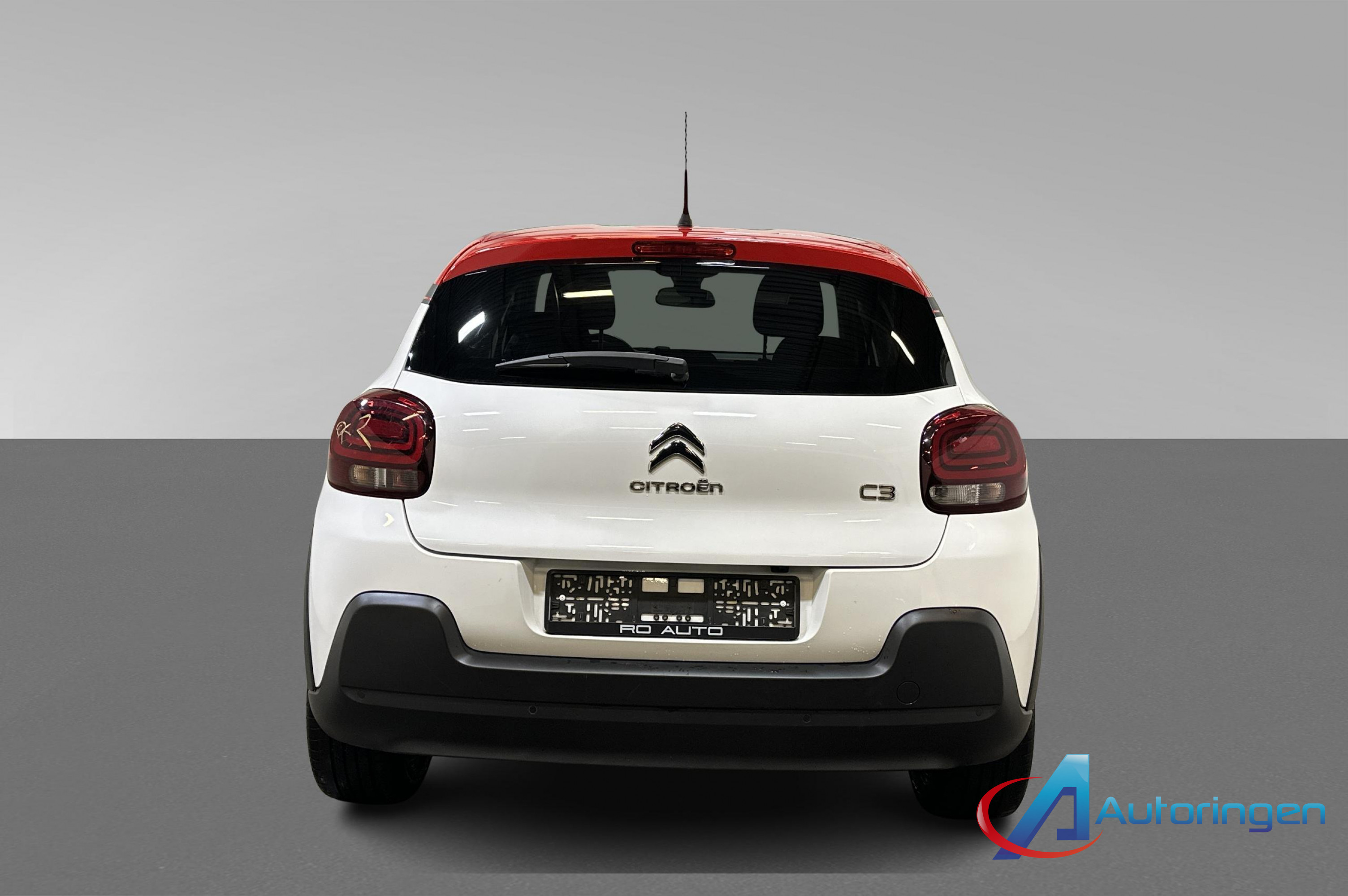 Citroën C3 2017, бензин — фото 5 из 15