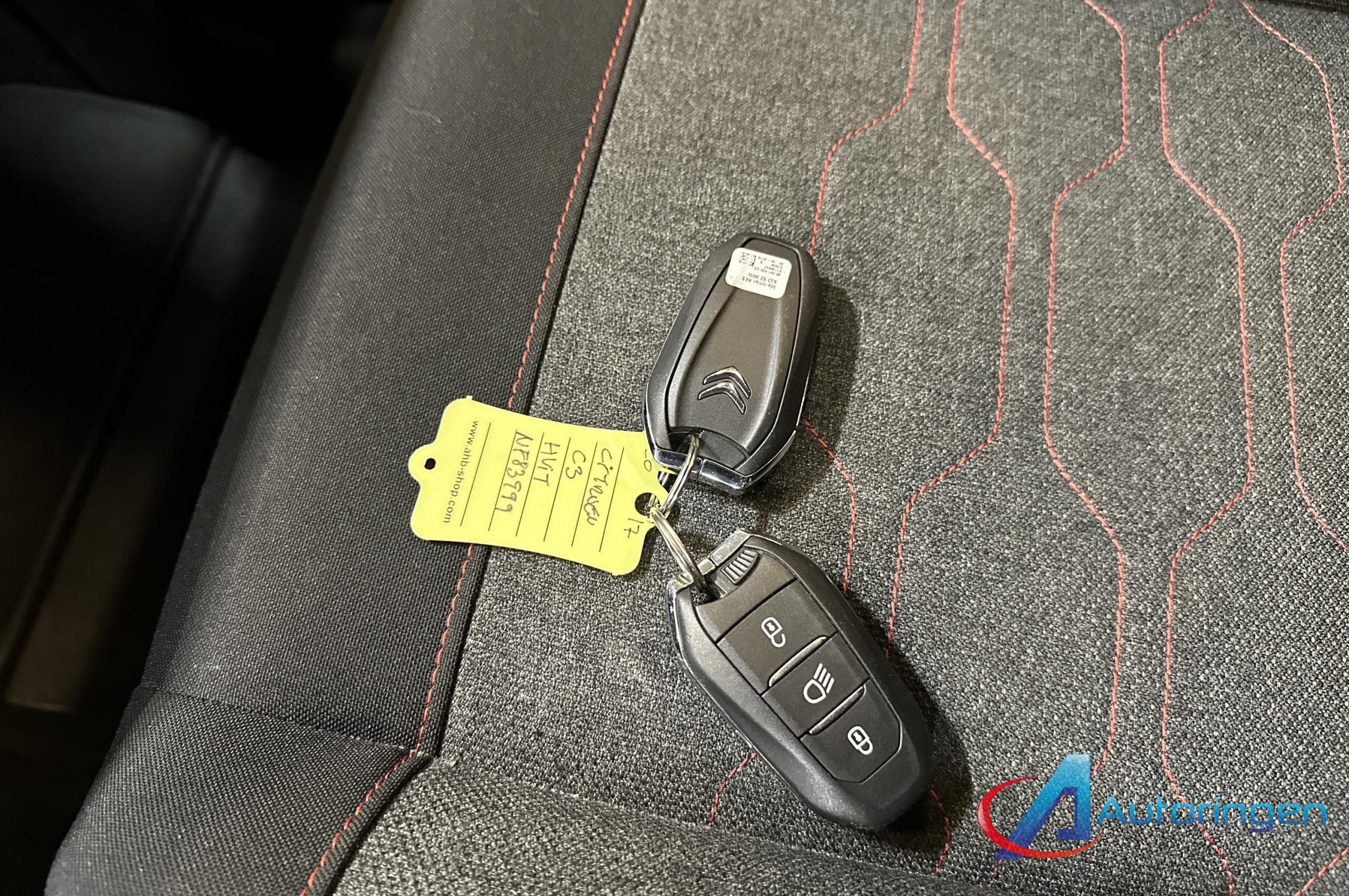 Citroën C3 2017, бензин — фото 13 из 15