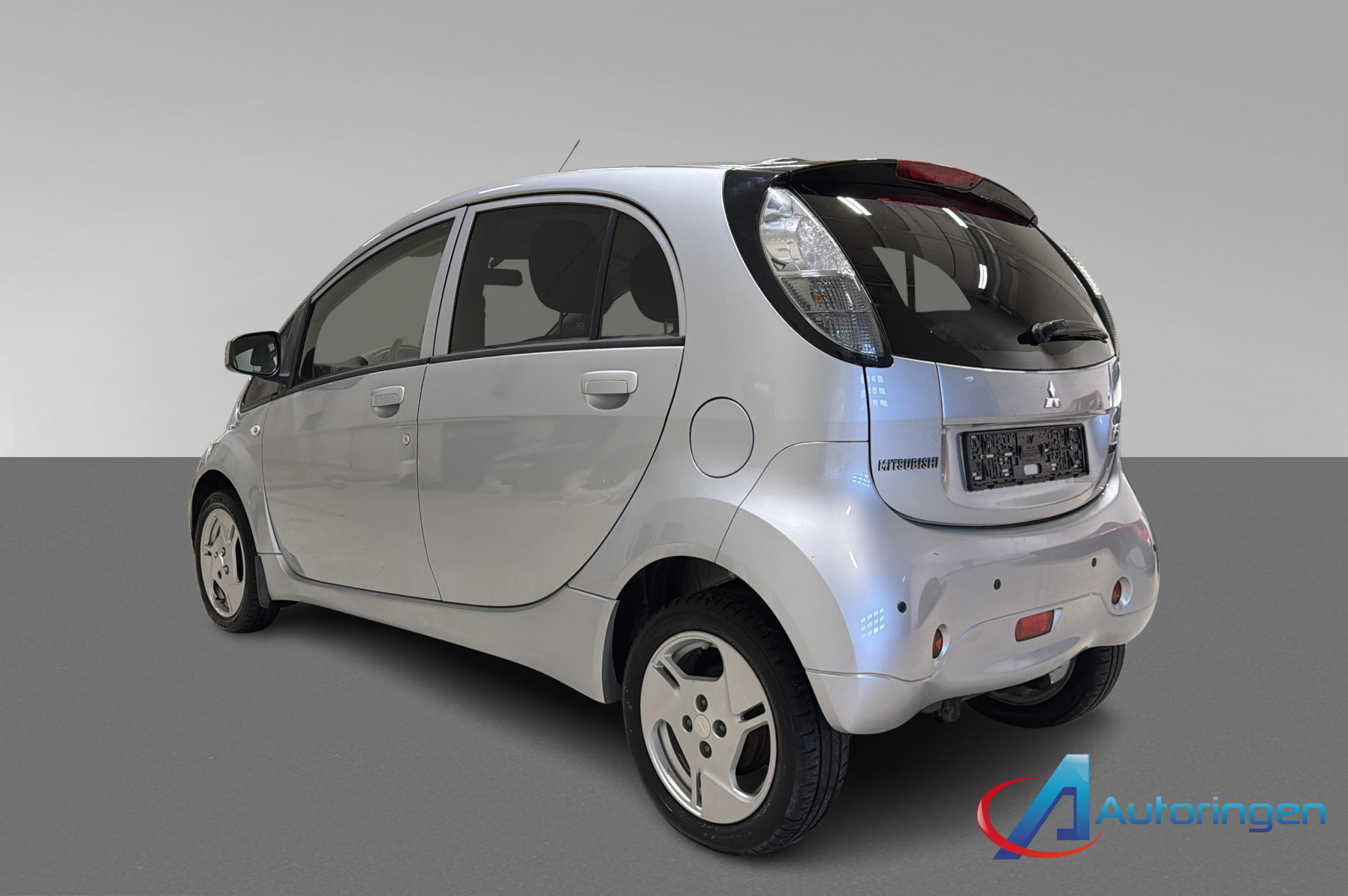 Mitsubishi I-MIEV 2017, electric — photo 4 of 14