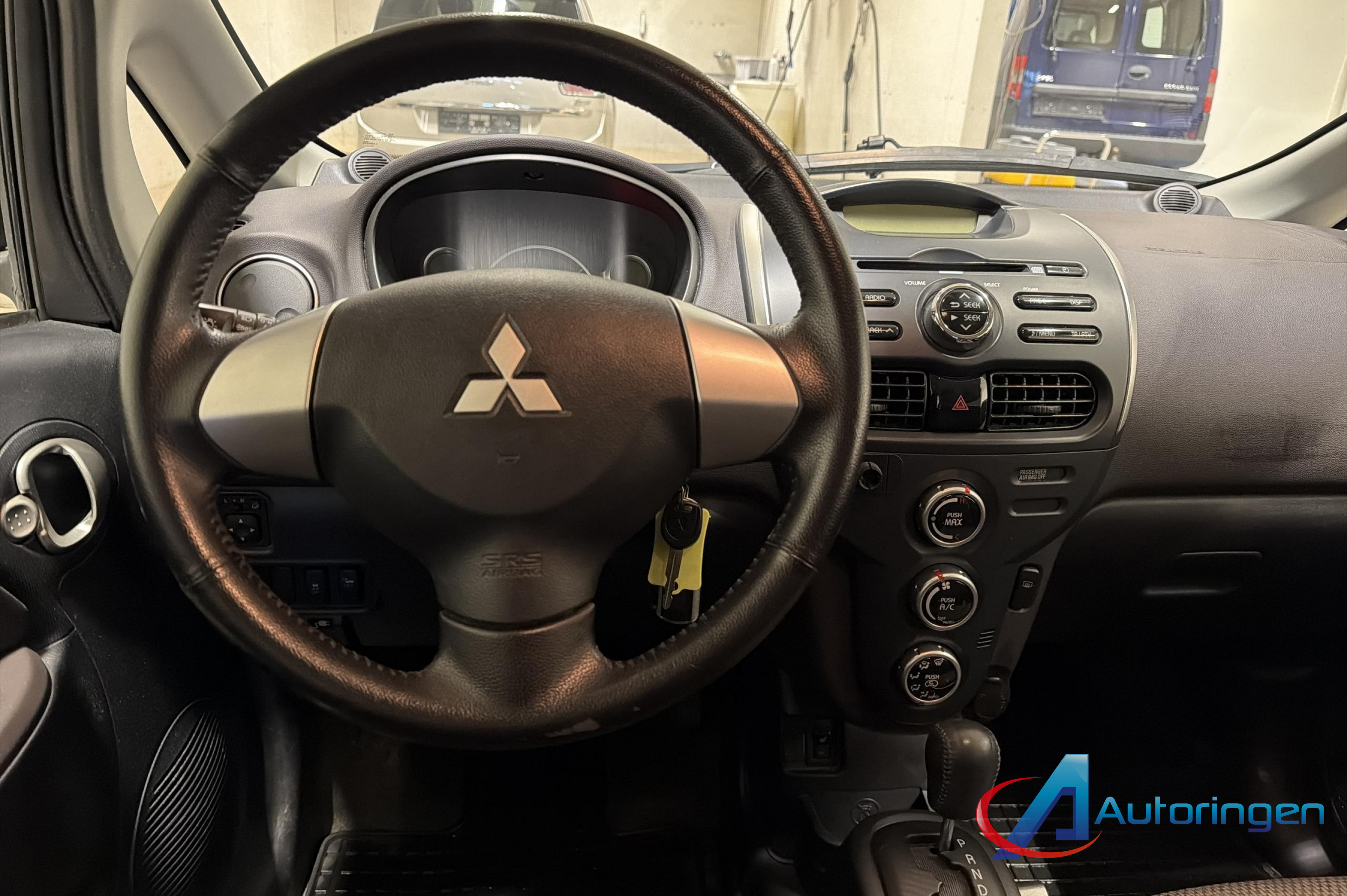 Mitsubishi I-MIEV 2017, electric — photo 8 of 14