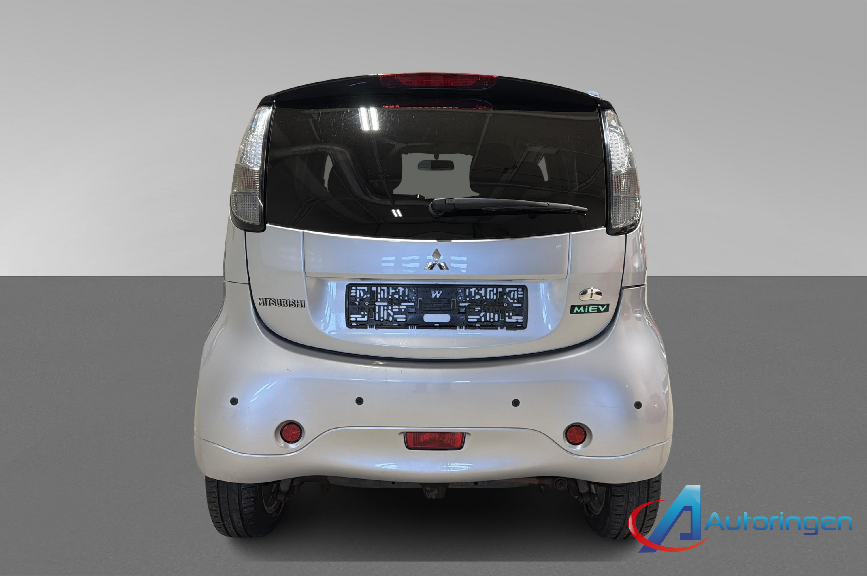 Mitsubishi I-MIEV 2017, electric — photo 5 of 14