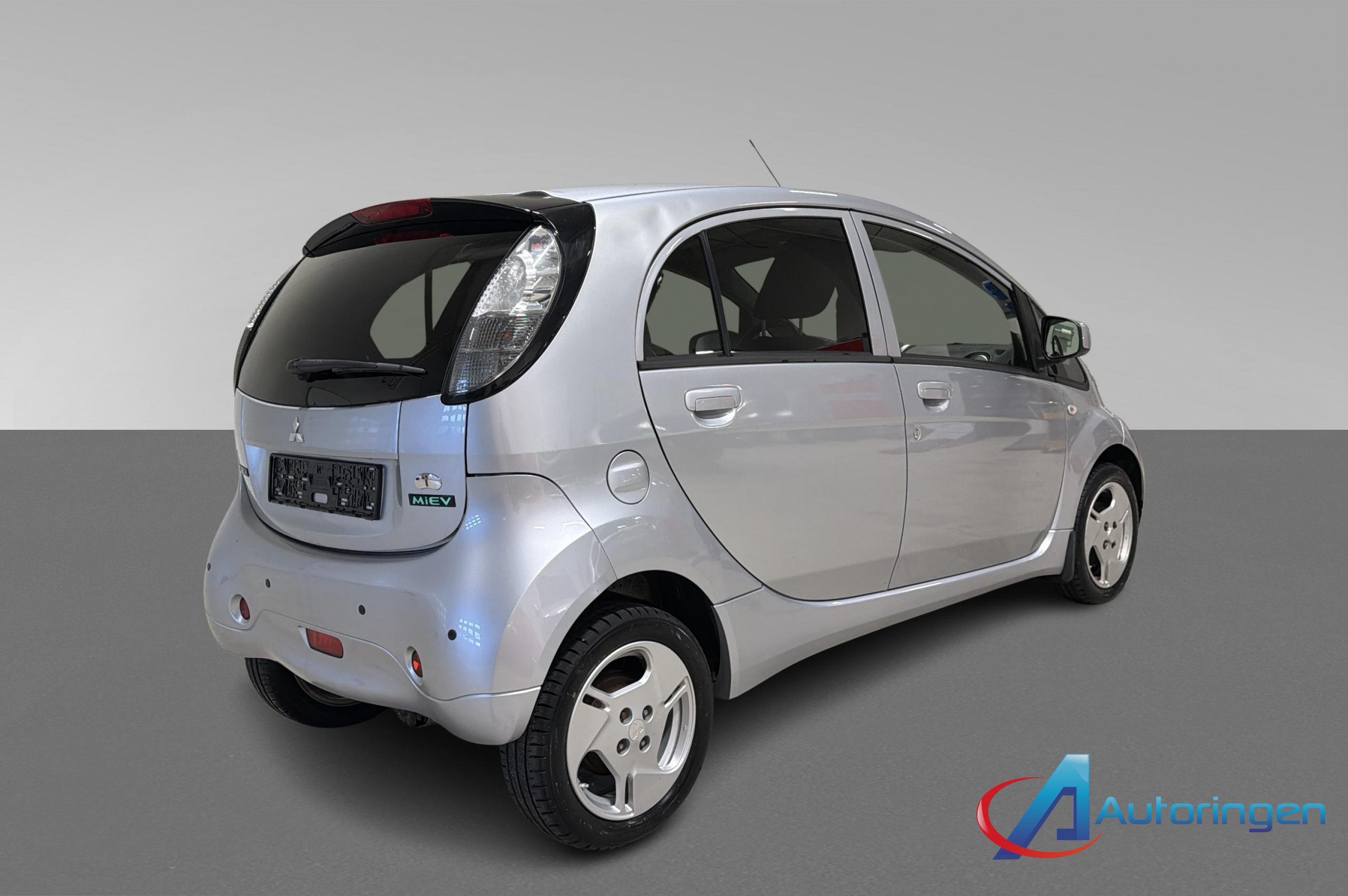 Mitsubishi I-MIEV 2017, electric — photo 6 of 14