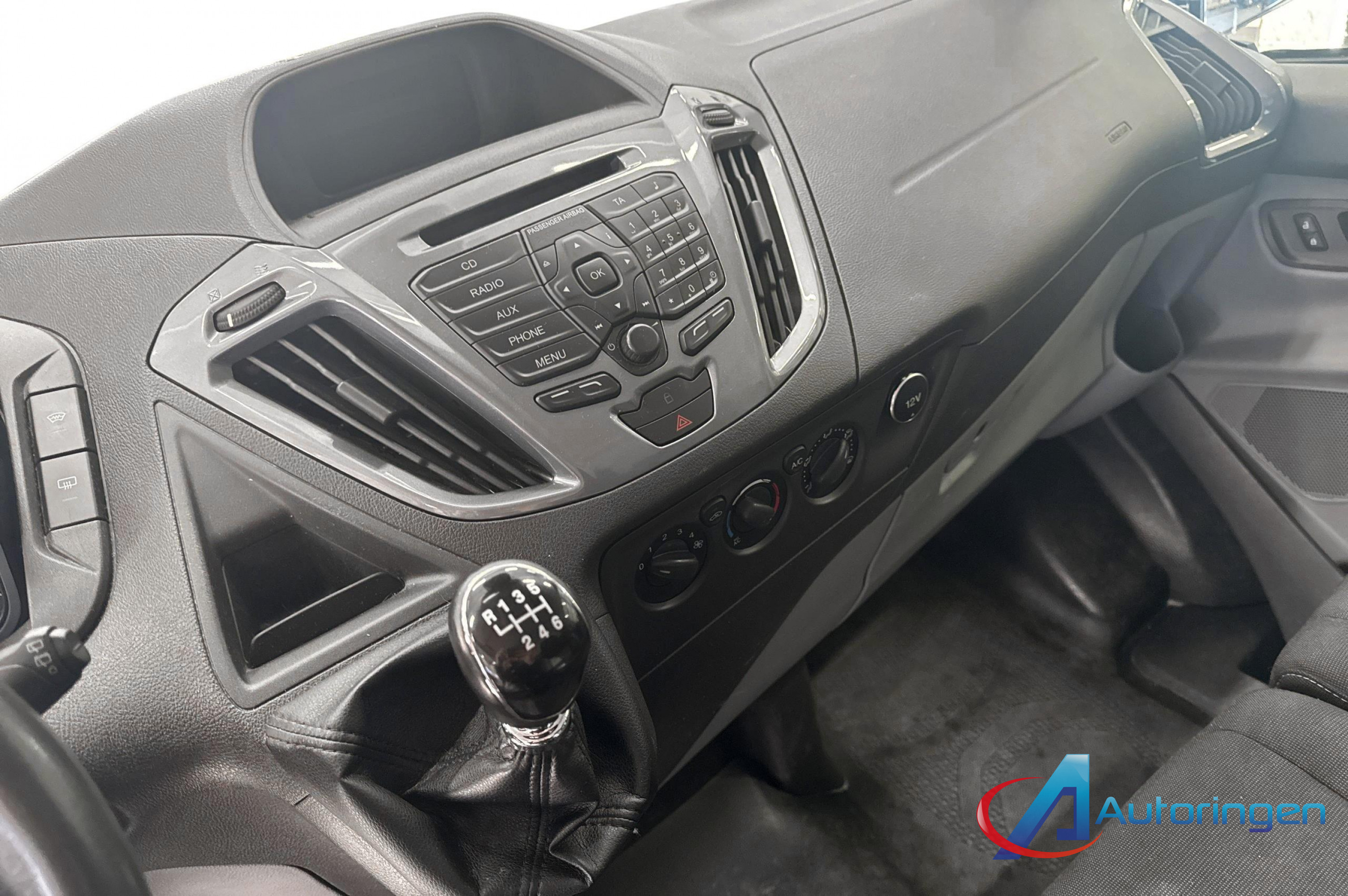 Ford TRANSIT CUSTOM 2013, дизель — фото 8 из 14
