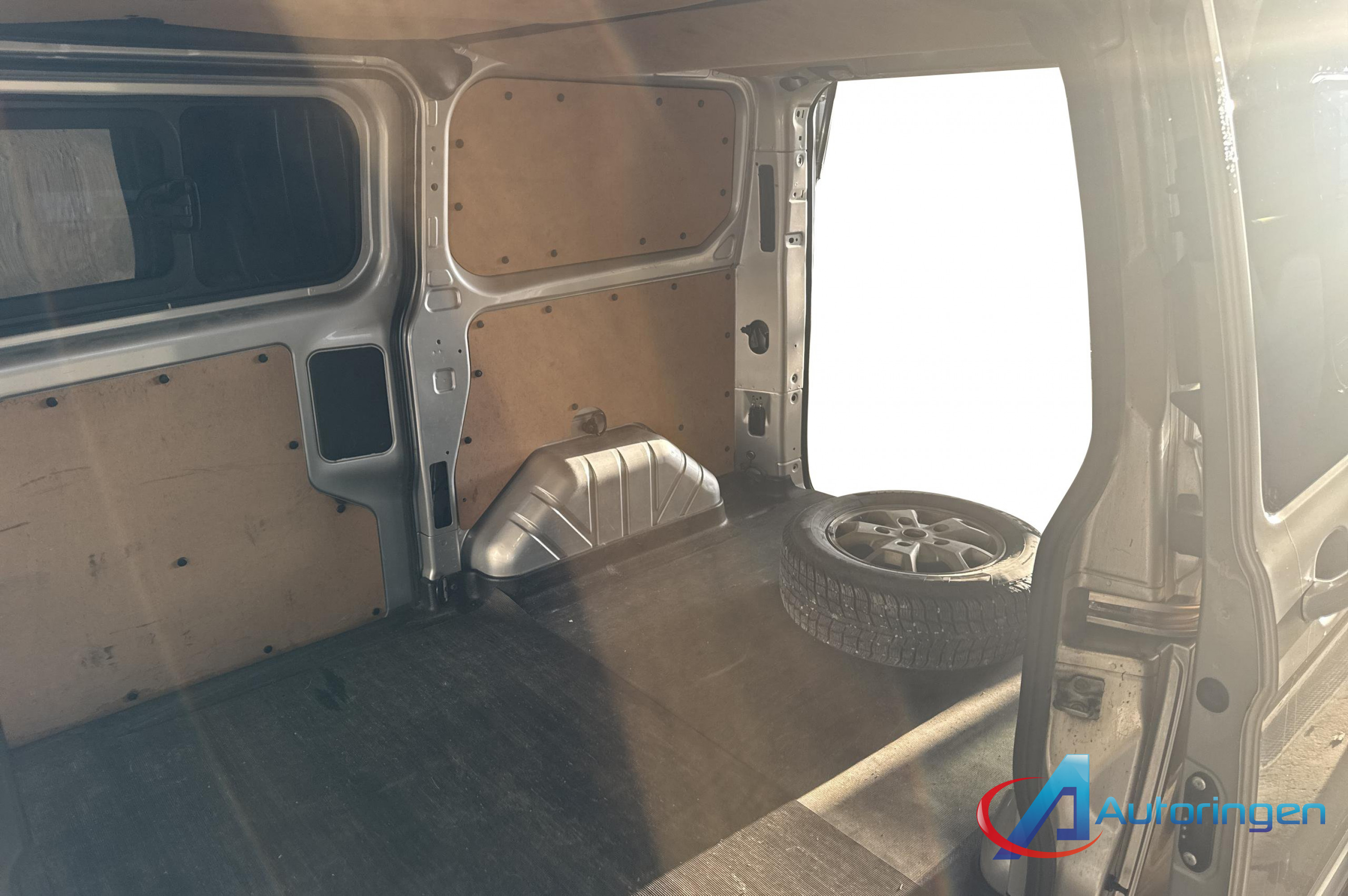 Ford TRANSIT CUSTOM 2013, дизель — фото 10 из 14