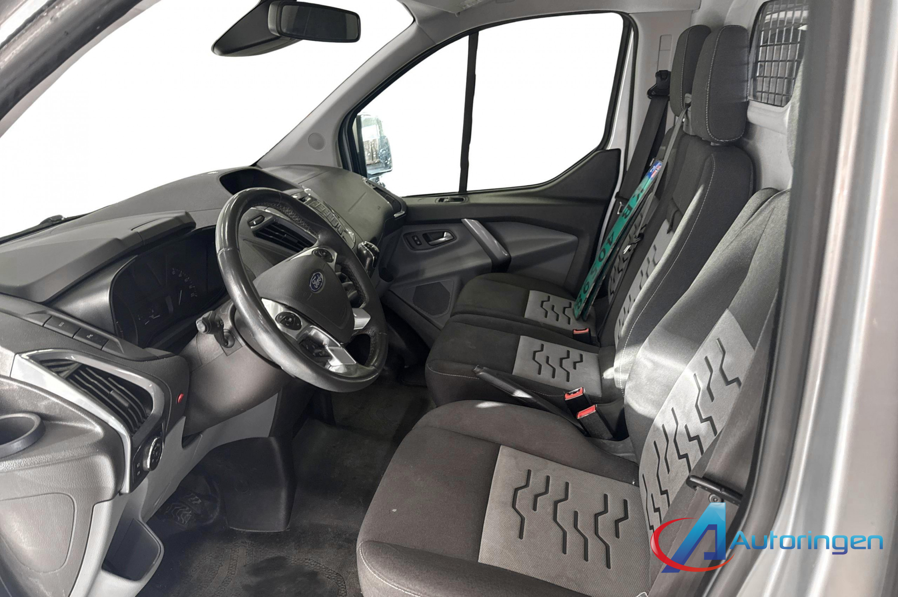 Ford TRANSIT CUSTOM 2013, дизель — фото 9 из 14