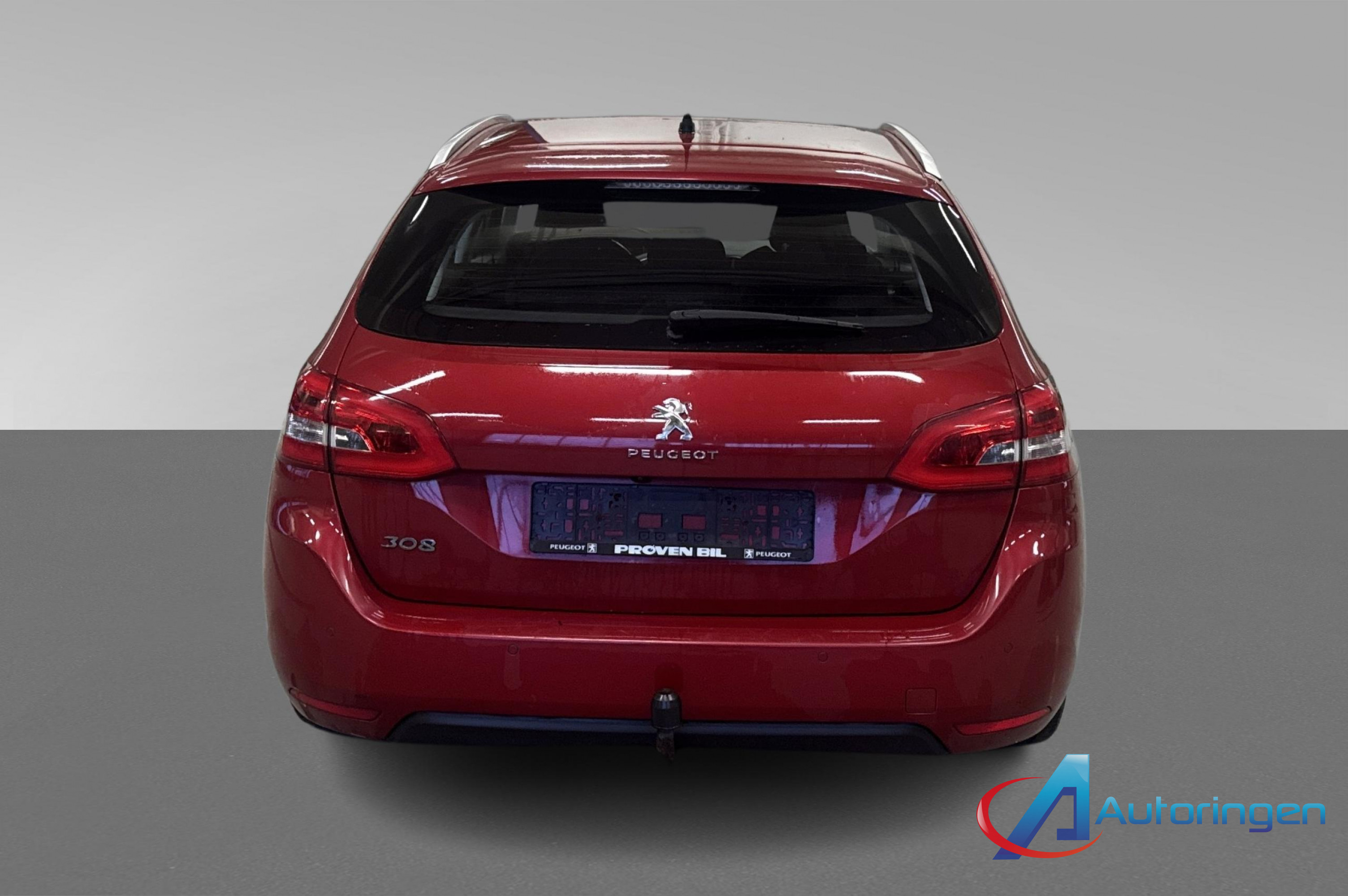 Peugeot 308 2015, бензин — фото 5 из 14